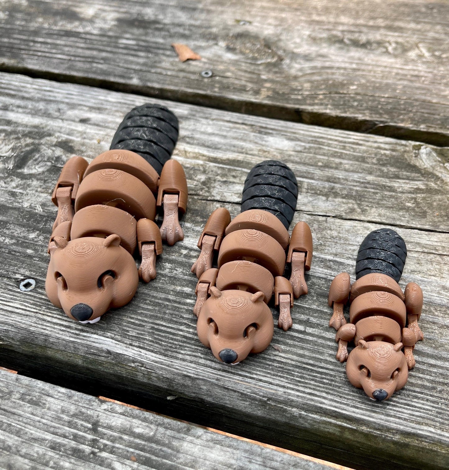 Articulated Beaver Fidget Toy with Log