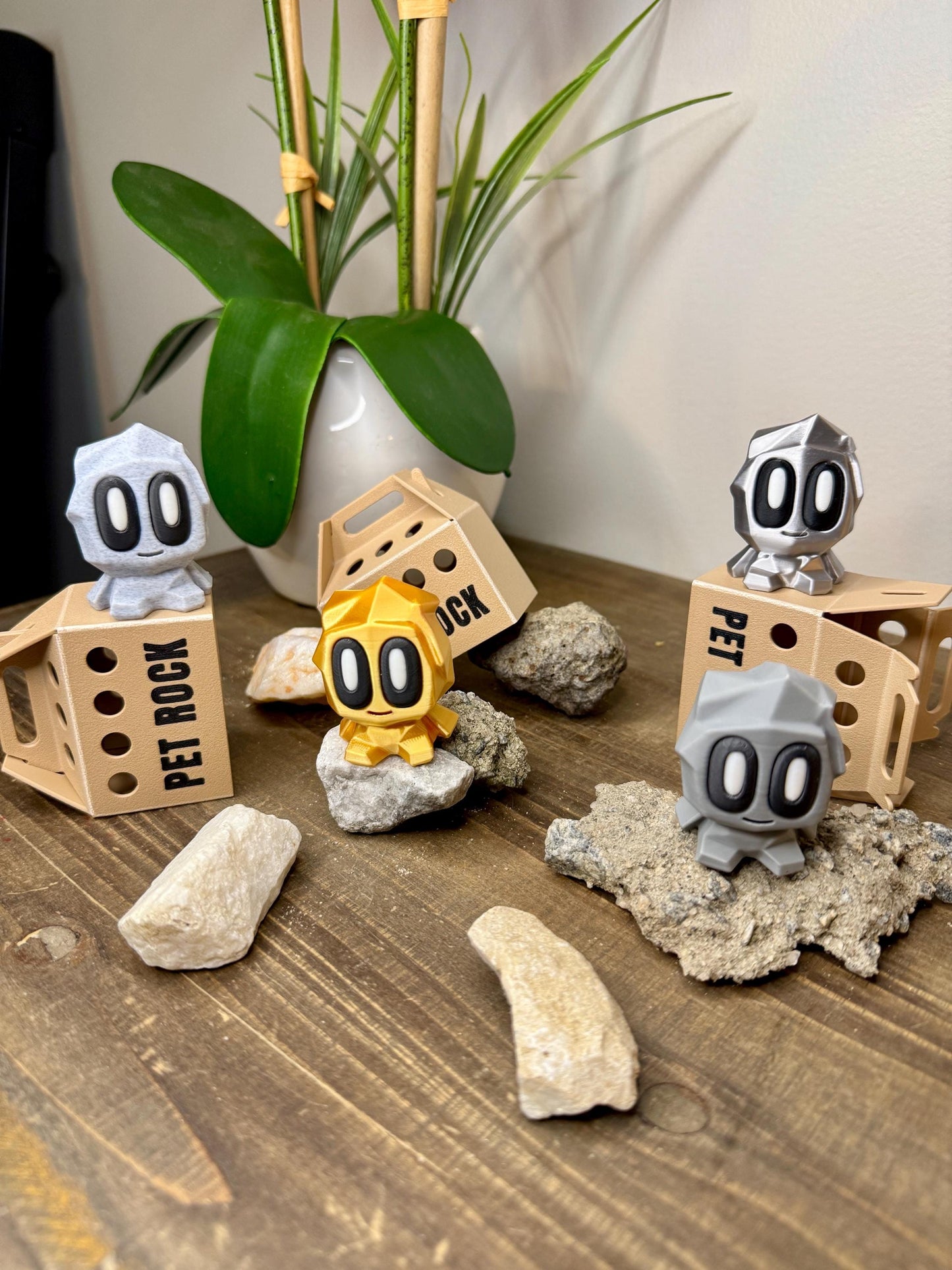 Sitting Blob Pet Rock with Funny Little Butt & Durable Folding Box | 3D Printed