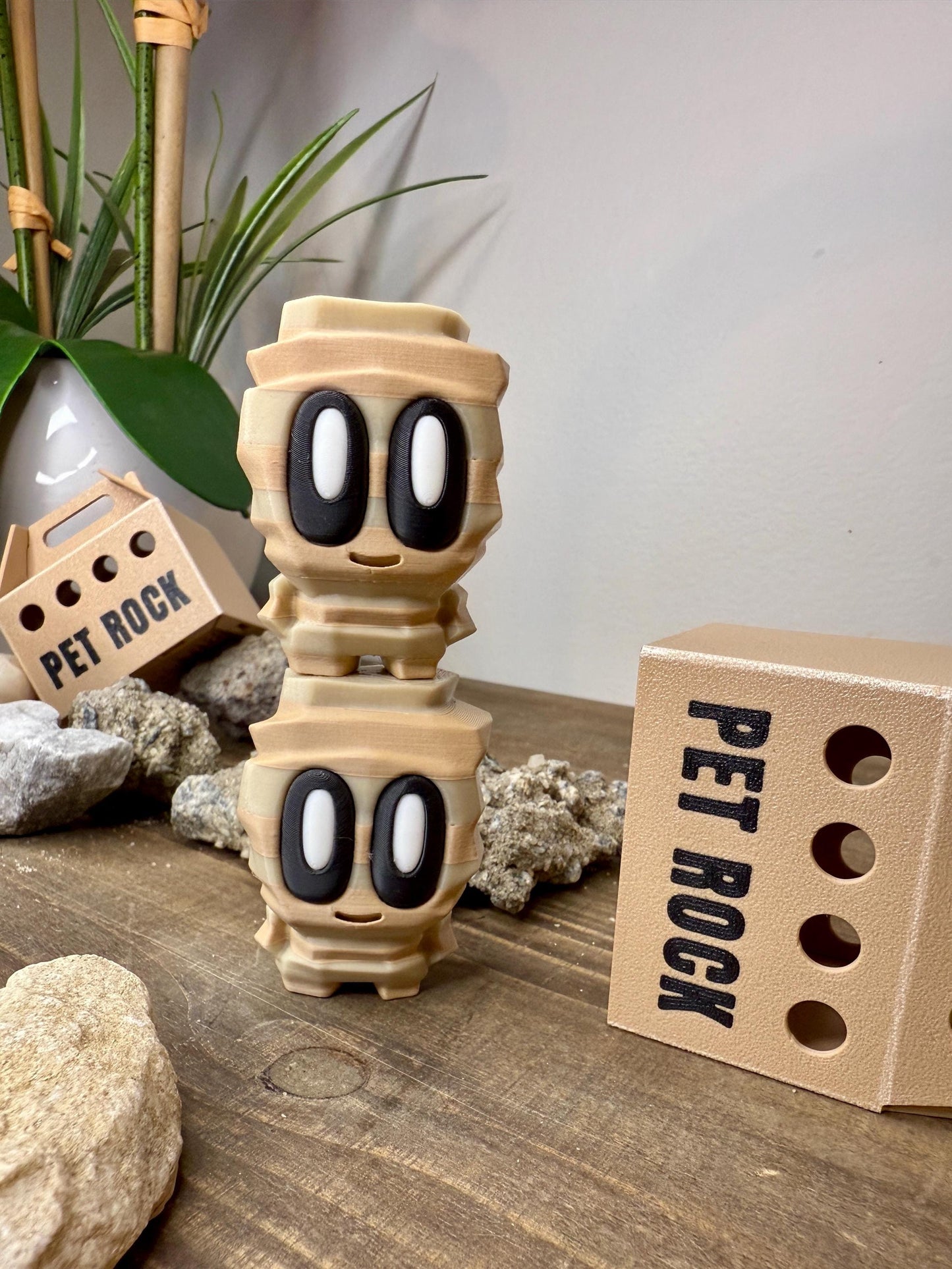 Layered Blob Pet Rock with Funny Little Butt & Durable Folding Box | 3D Printed