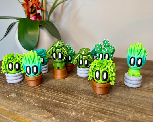 Cute 3D Printed Plant Figures with Eyes & Butt – Cactus, Succulent, Monstera, Snake Plant, Ivy – Multicolor Pots – Gift for Plant Lovers