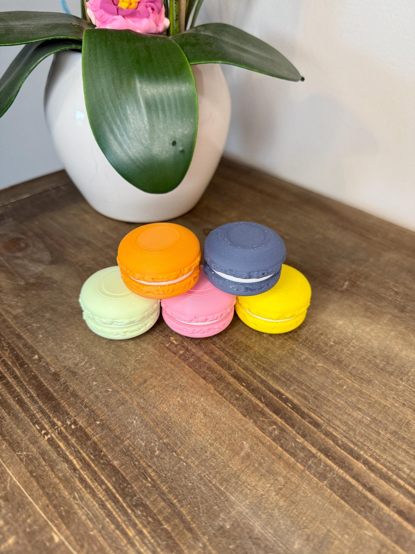 Macaron Clicker Toy – 3D Printed Fidget in Fun Colors
