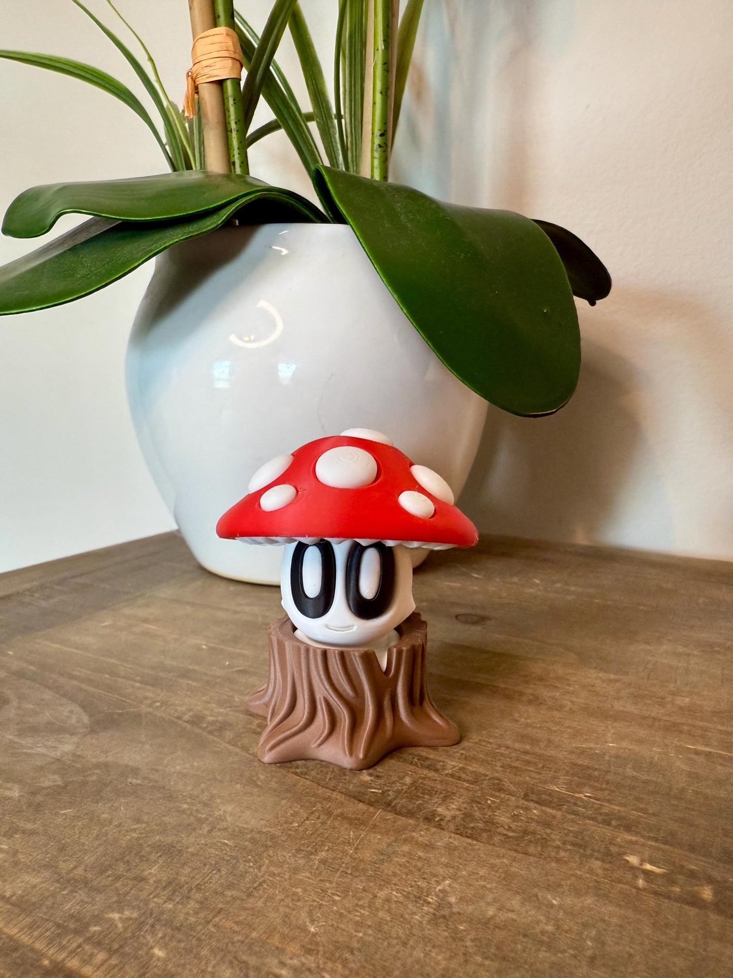 Whimsical 3D Printed Mushrooms – Poseable Fungi Figurines with Twist-Lock Stumps | Toadstool, Chanterelle, Morel, Pinkgill, Psychedelic