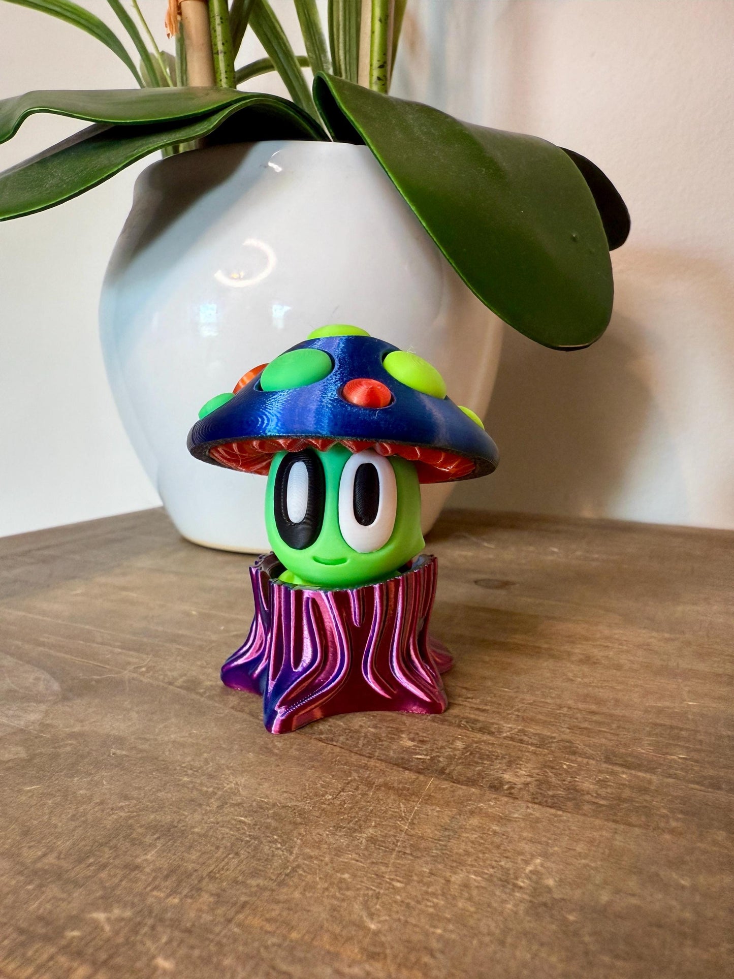 Whimsical 3D Printed Mushrooms – Poseable Fungi Figurines with Twist-Lock Stumps | Toadstool, Chanterelle, Morel, Pinkgill, Psychedelic