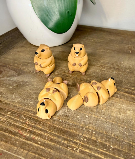 Groundhog Figurine 3D Printed | Cute Groundhog Day Decor | Standing or Tail Version | Woodland Animal Gift | Desk Buddy
