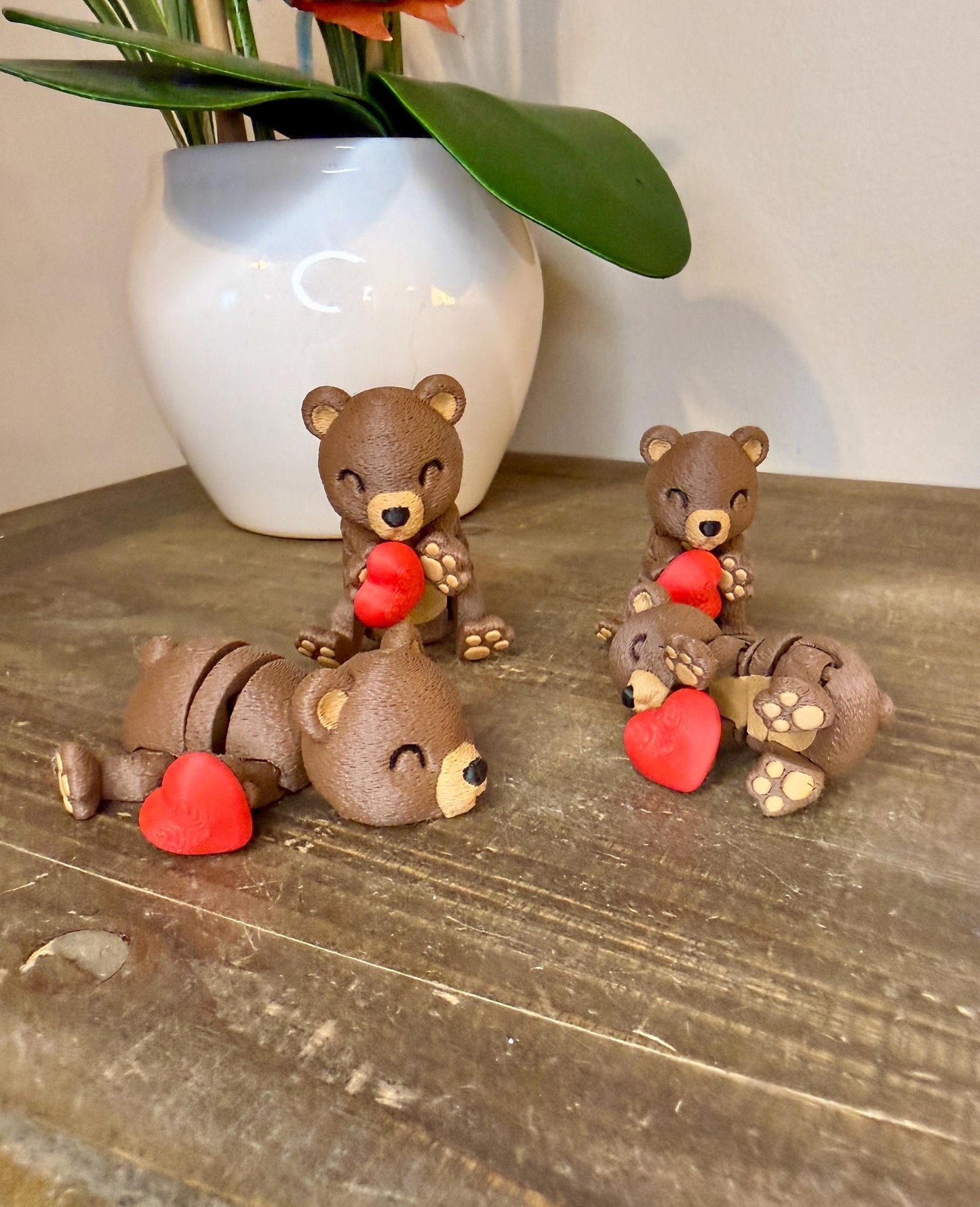 Magnetic Bear Figurine with Heart | 3D Printed Brown Bear | Cute Animal Gift | Bear Desk Decor | Textured Finish